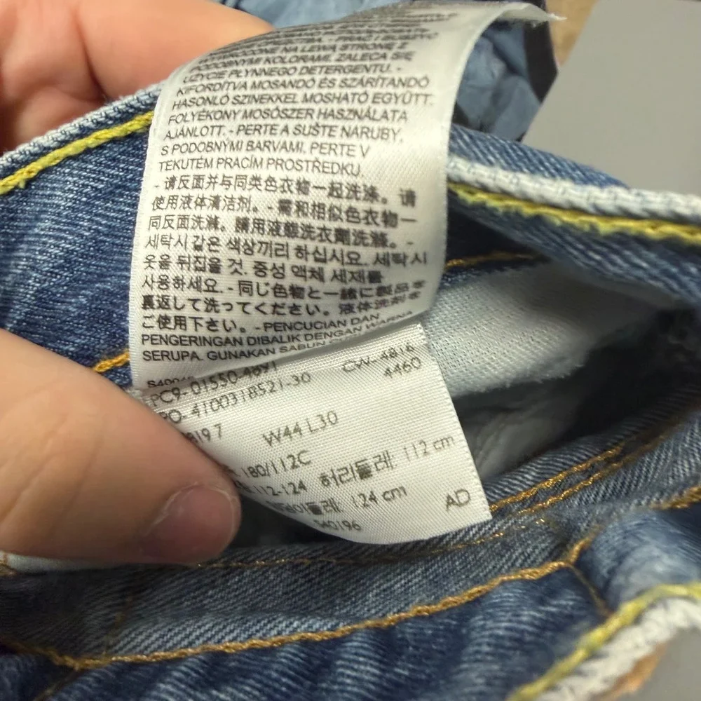Levis 550 Relaxed Fit Jeans Mens 44x30 Medium Wash Blue Denim 00550-4891